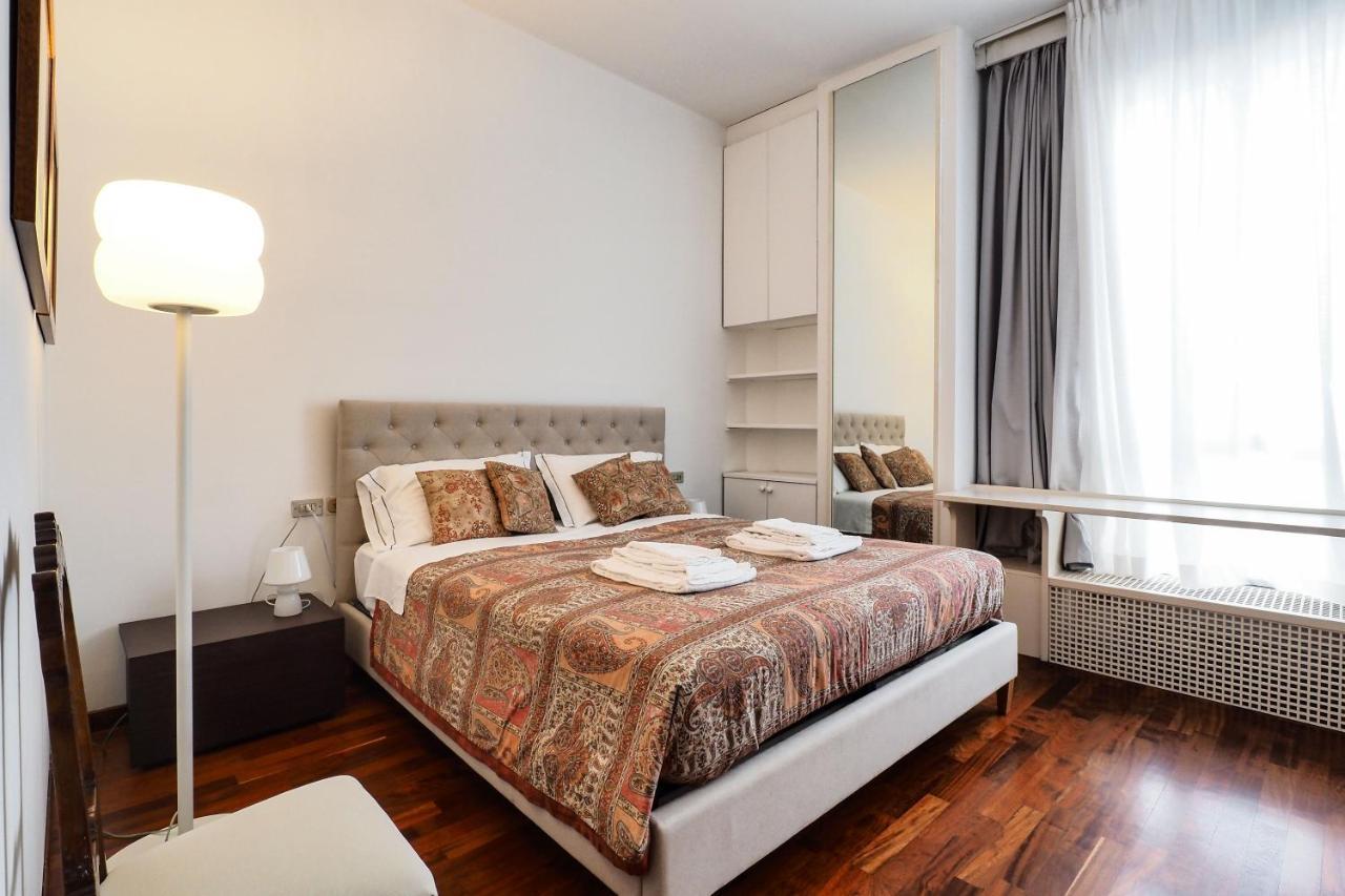 Duomo Luxury Apartment VI Milan Exterior photo